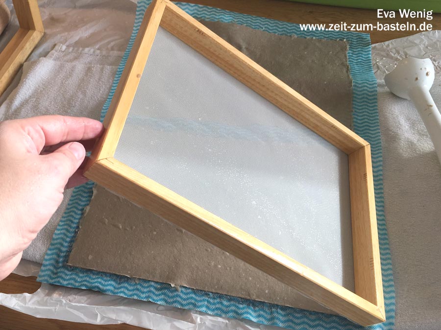 Anleitung für das Papierschöpfen - Mach Dein eigenes Naturpapier in Stampin Up Farben selbst! - www.zeit-zum-basteln.de