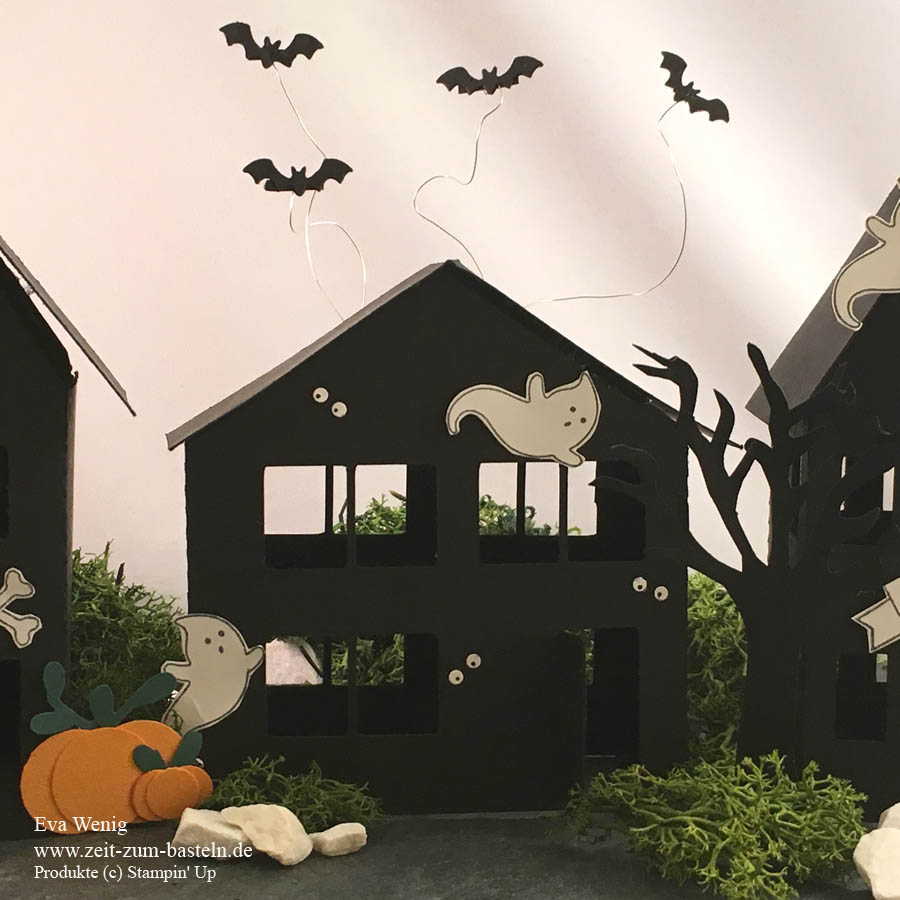 Halloween Geisterstadt - Ein Freebie für Dich zum Ausdrucken oder als Plotter Schnittdatei für Cameo & andere - www.zeit-zum-basteln.de